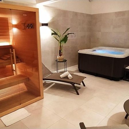 Hotel Les Nations The Originals Boutique Vichy Exteriör bild