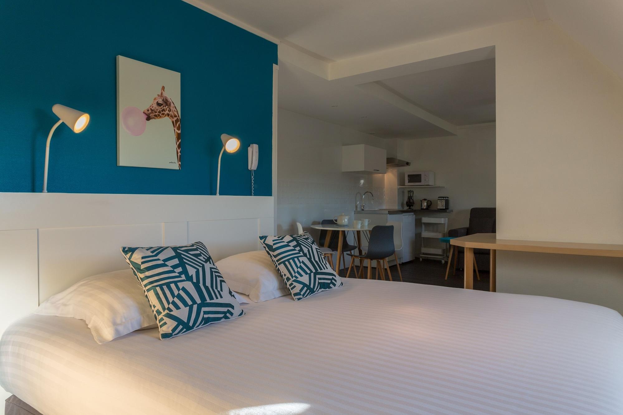Hotel Les Nations The Originals Boutique Vichy Exteriör bild