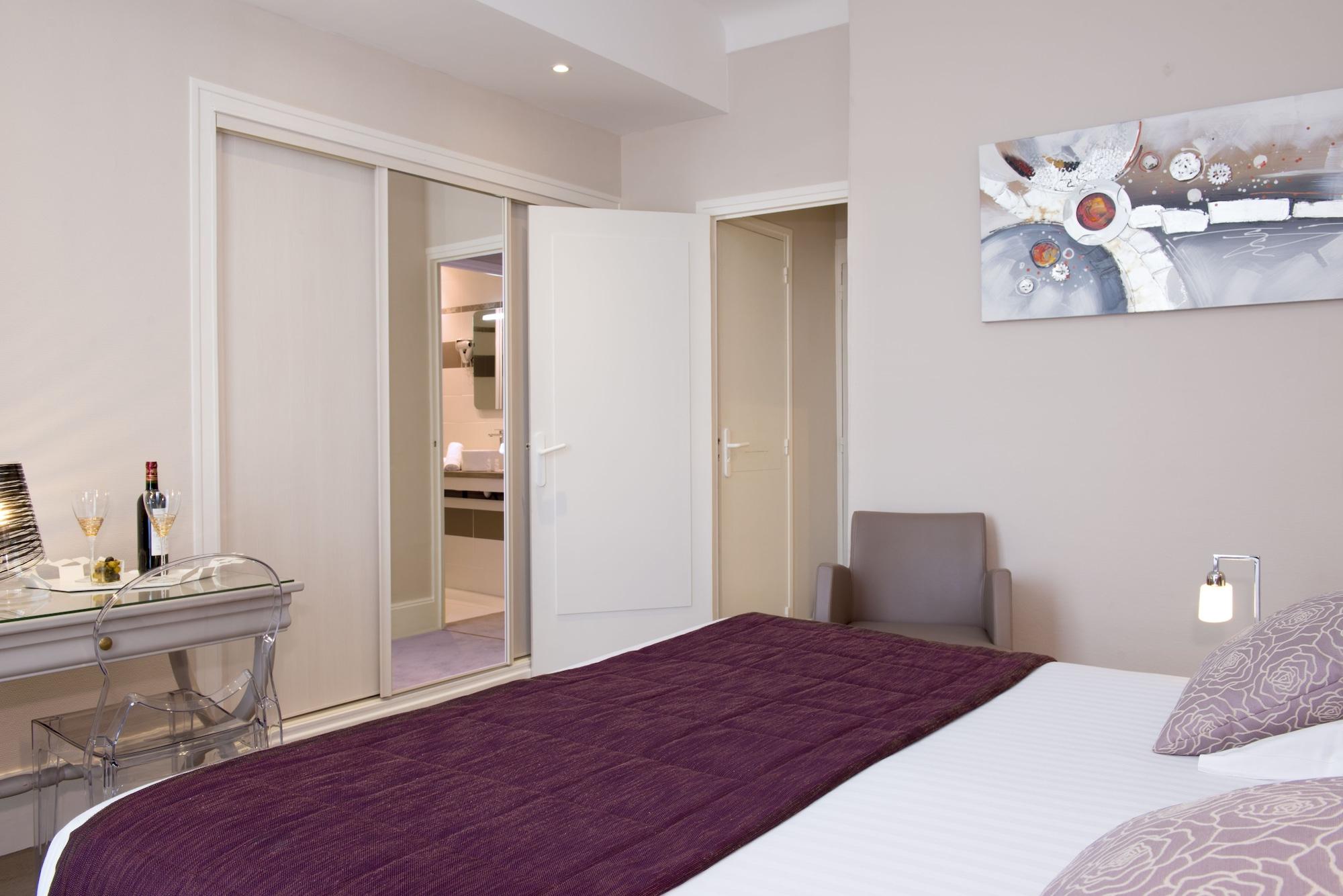 Hotel Les Nations The Originals Boutique Vichy Exteriör bild