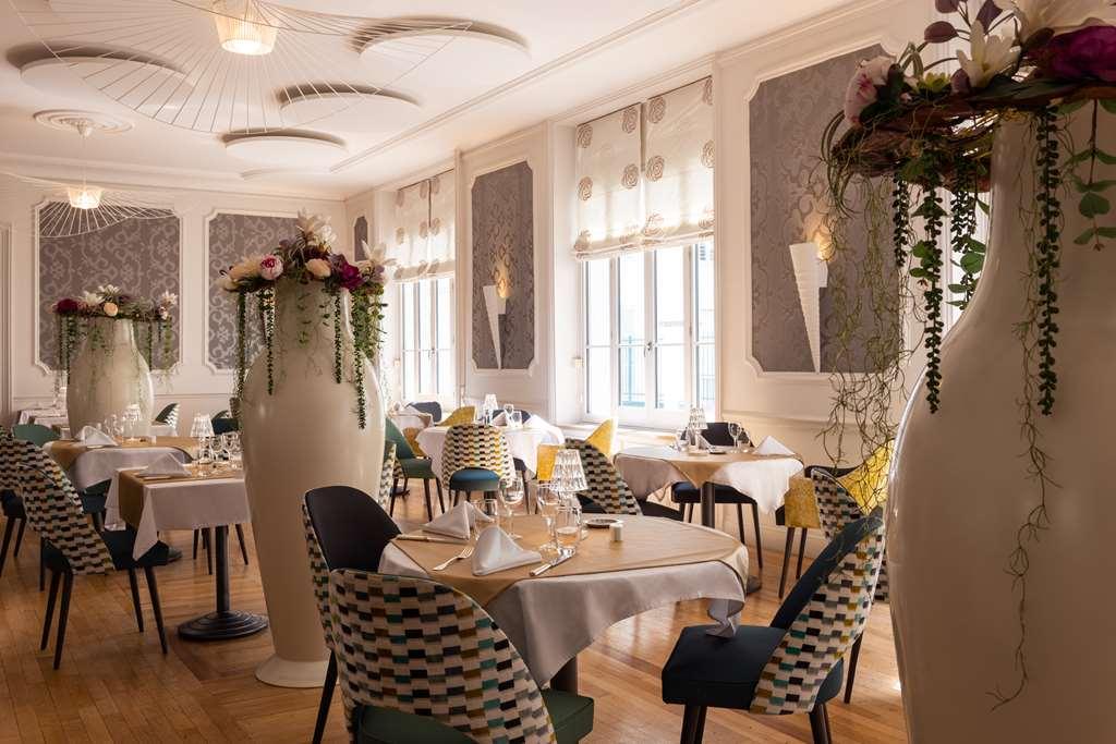 Hotel Les Nations The Originals Boutique Vichy Restaurang bild