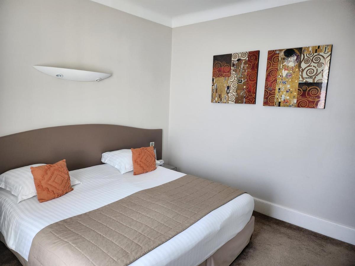 Hotel Les Nations The Originals Boutique Vichy Exteriör bild